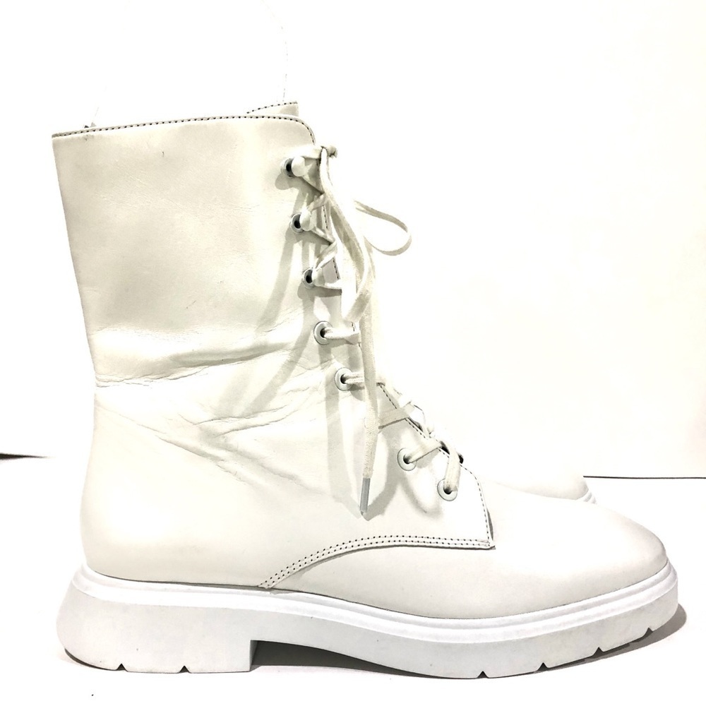 Stuart Weitzman Mckenzee Lace-Up Moto Combat Boots All White - Sz 7.5